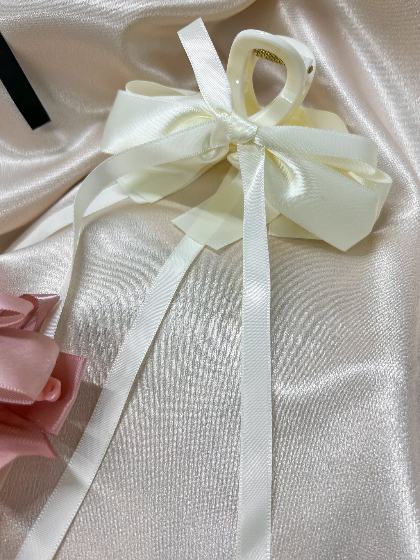 Zoe Ribbon Bow Claw Clip