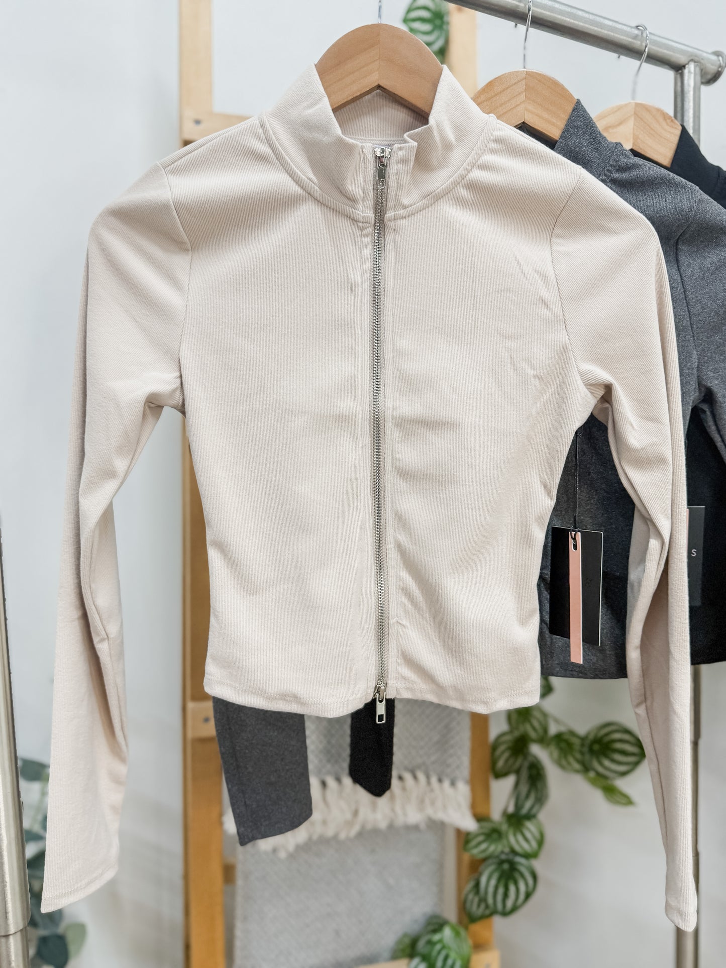 Sydnie Long Sleeve Zipper Top