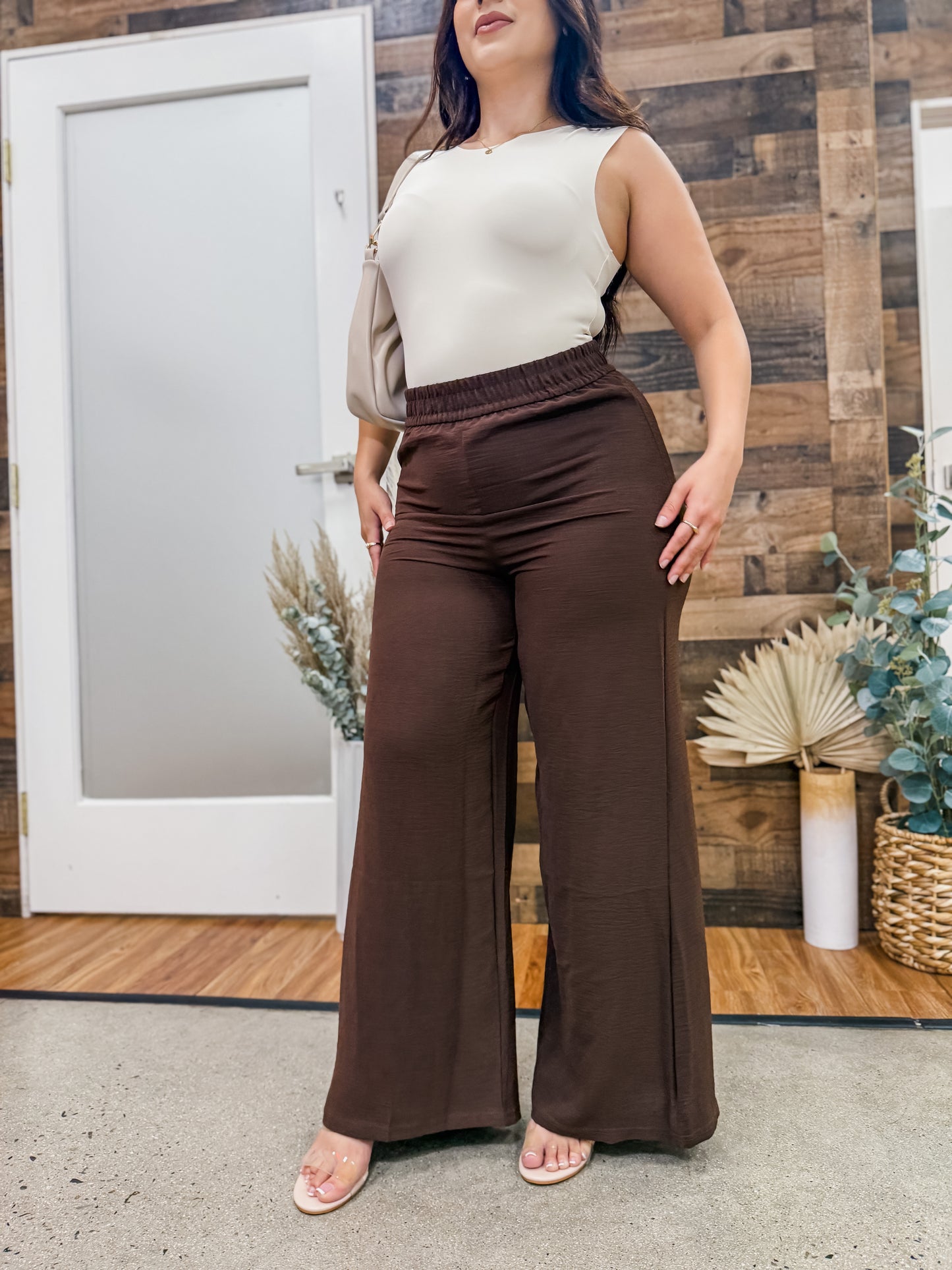 Dana Elastic Waistband Loose Fit Pants