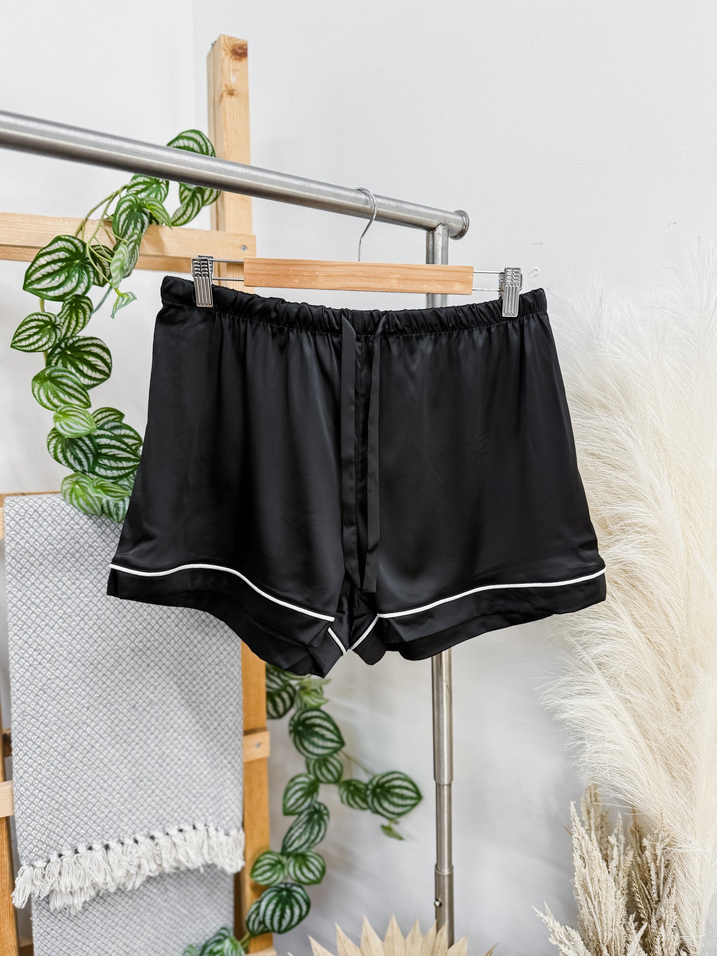 Brooke Silk Contrast Pajamas Set