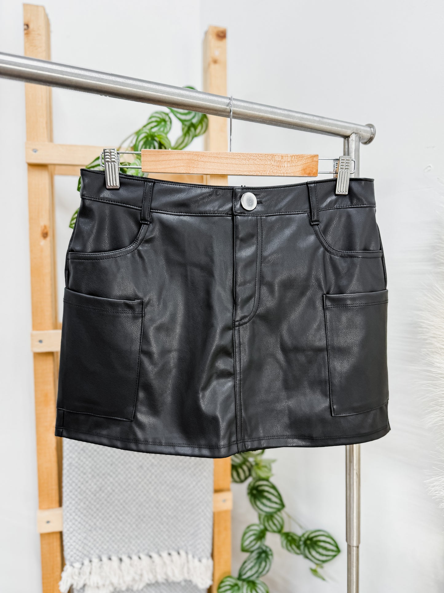 Molly Leather Pockets Mini Skirt