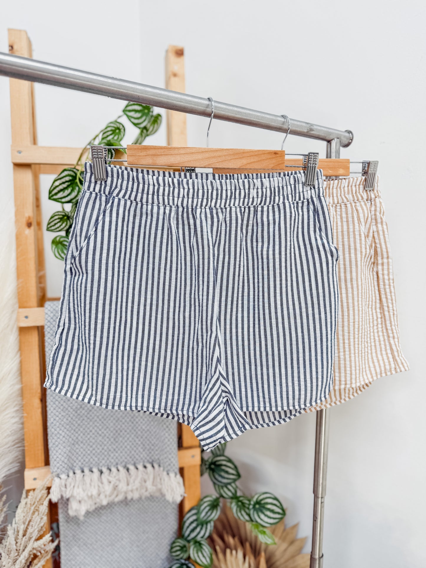 Peyton Striped Elastic Waist Gauze Shorts