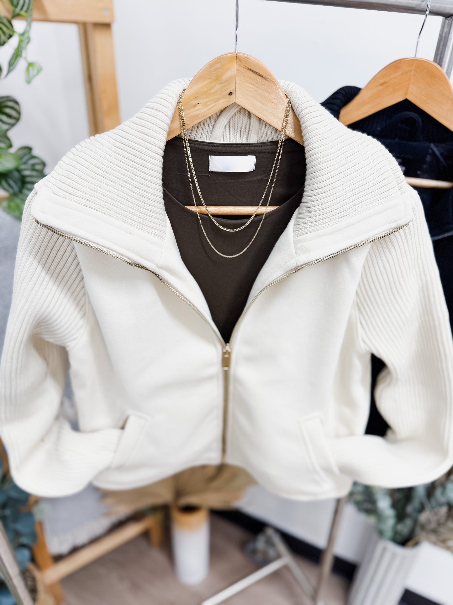 Denise Knit Sleeves Collar Jacket