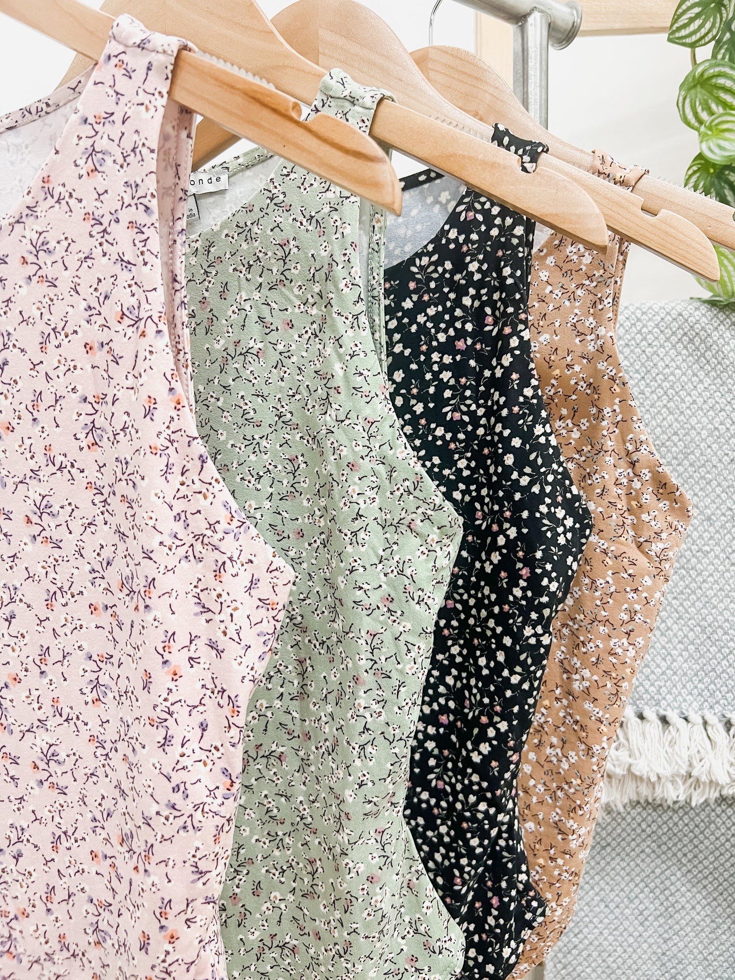 Myriam Floral Sleeveless Bodysuit