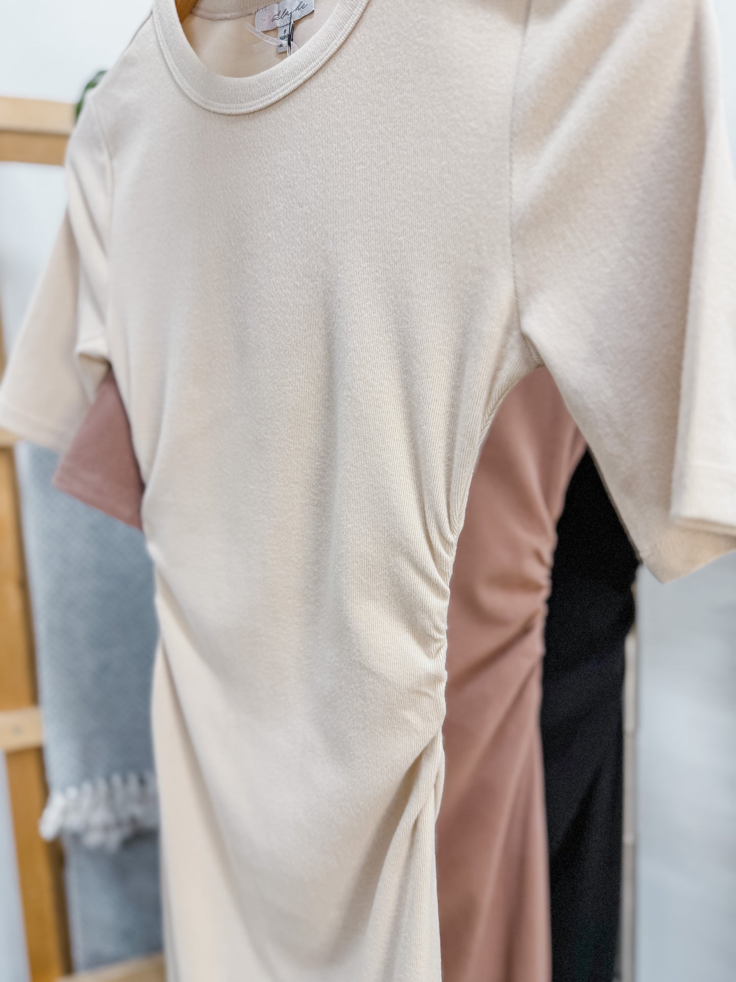 Noemi Midi Short Sleeve Dress