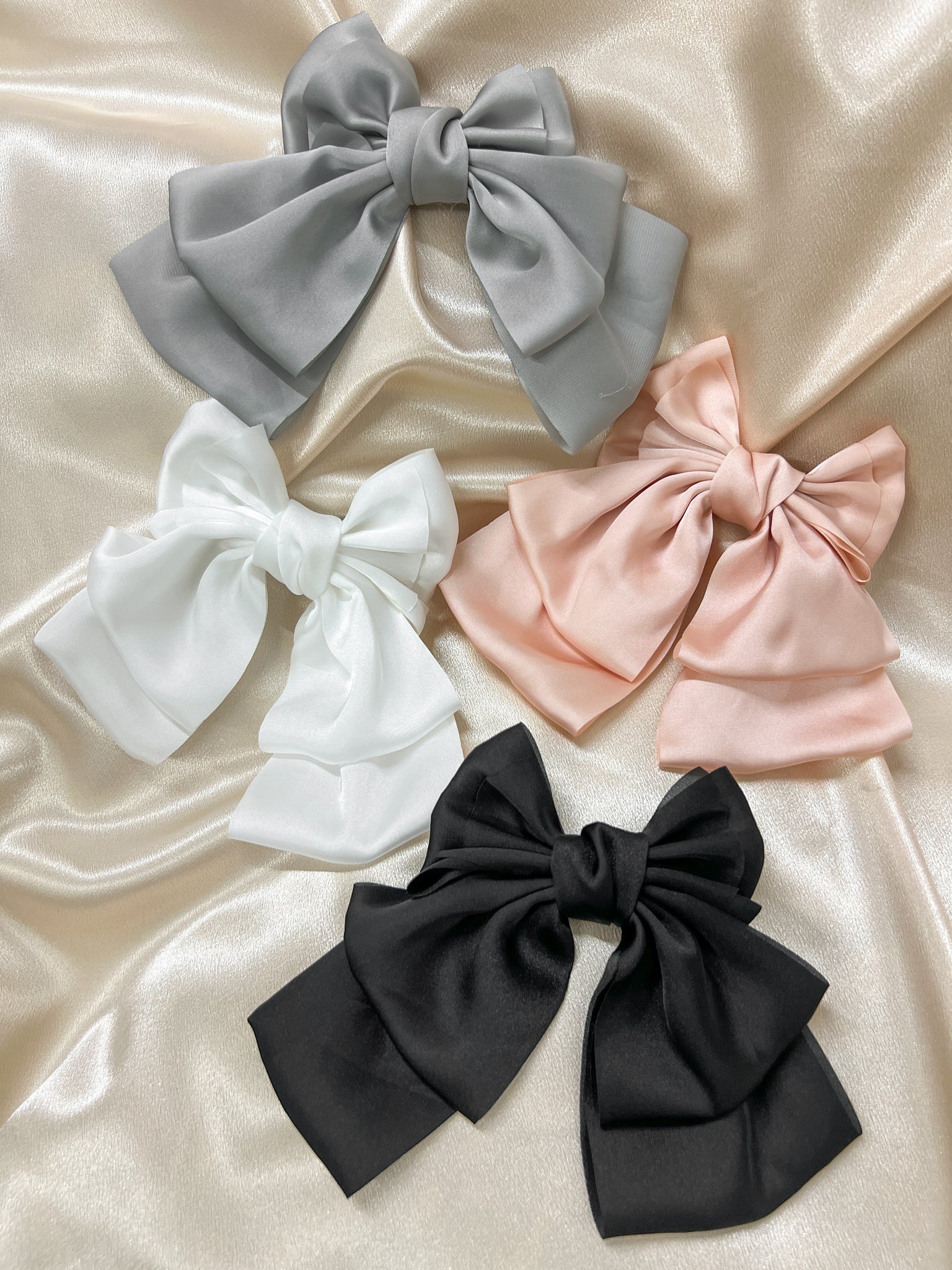 Jenna Silk Bow Clip