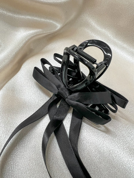 Ari Mini Ribbon Bow Claw Clip