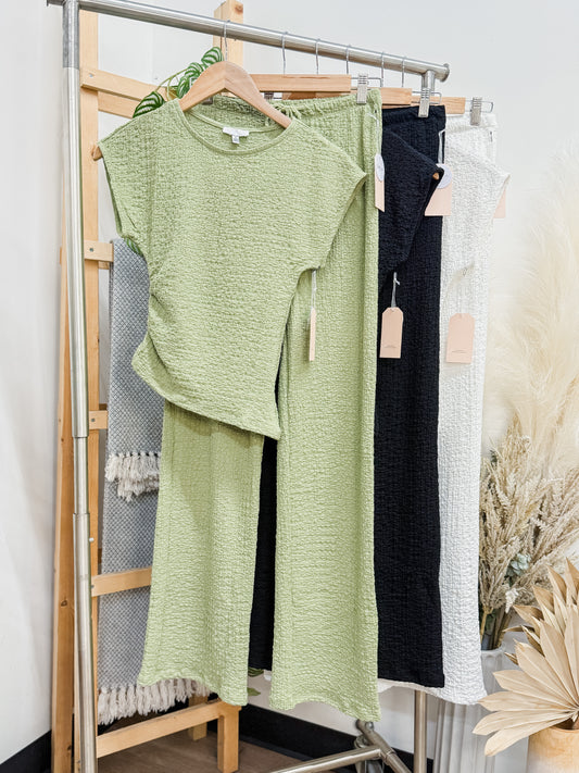 Isla Crinkle Stretch 2 Piece Set