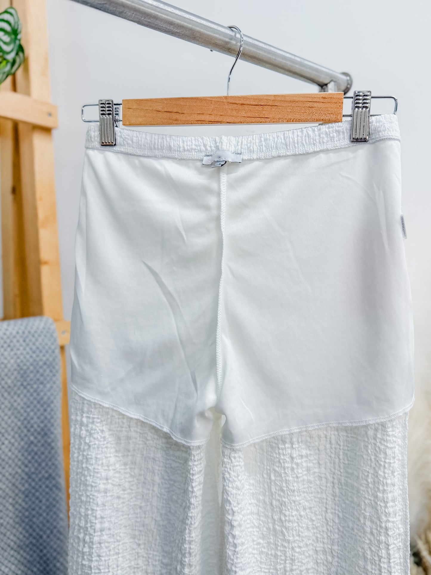 Isla Crinkle Stretch 2 Piece Set