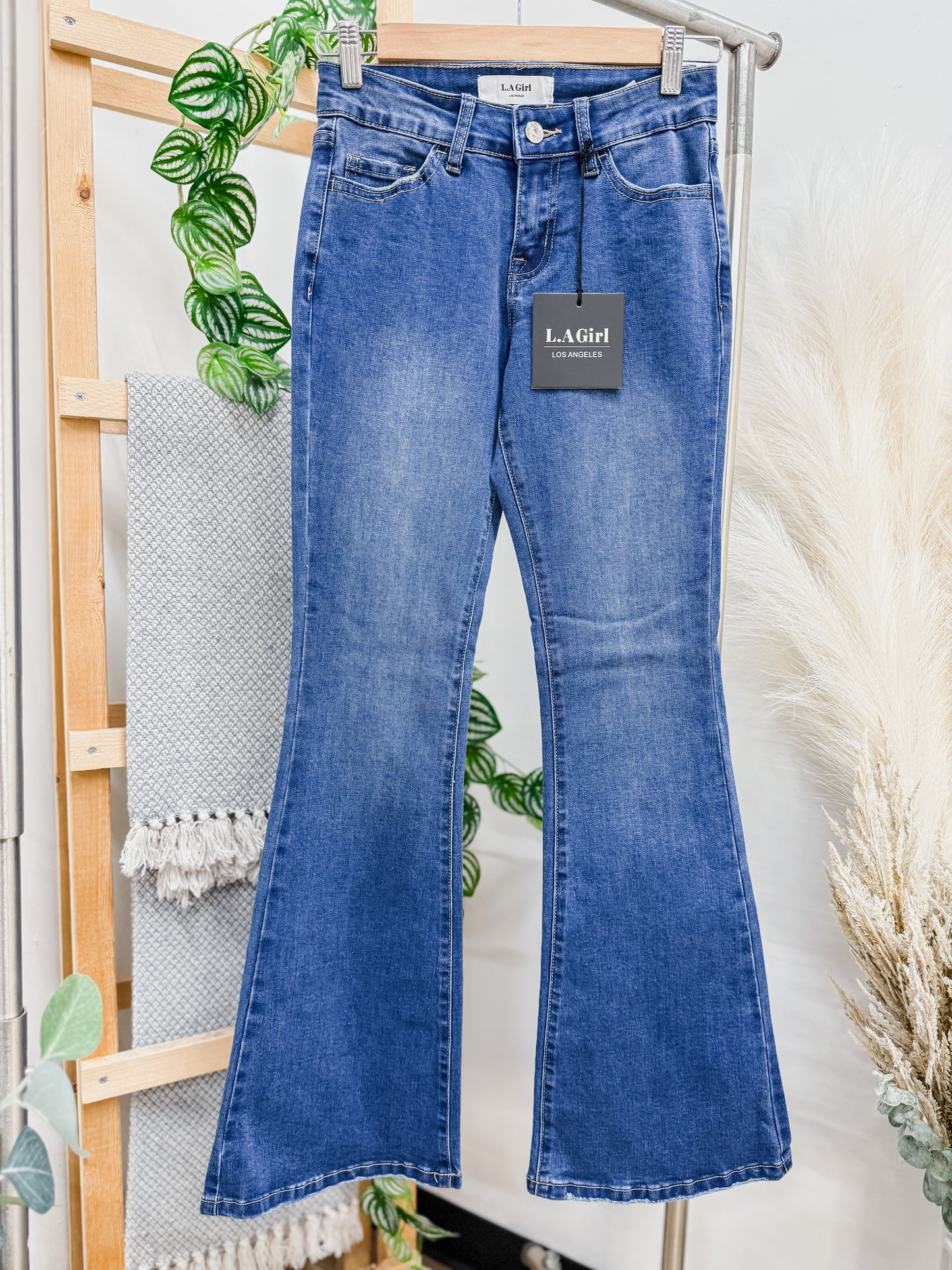 Ashelyn Bootcut Mid Rise Jeans
