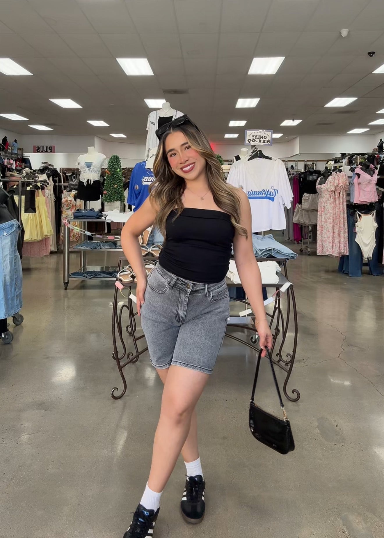 Nelly High Waisted Stretch Shorts
