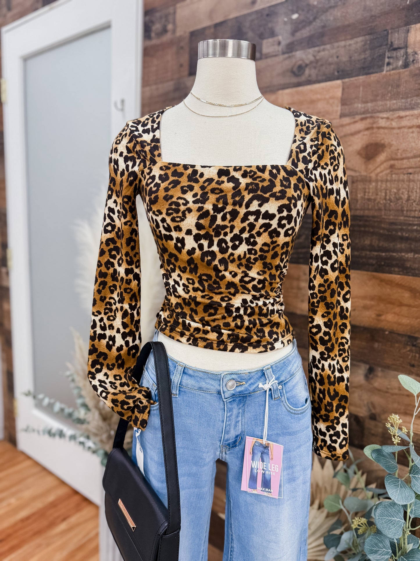 Cass Square Neckline Leopard Top