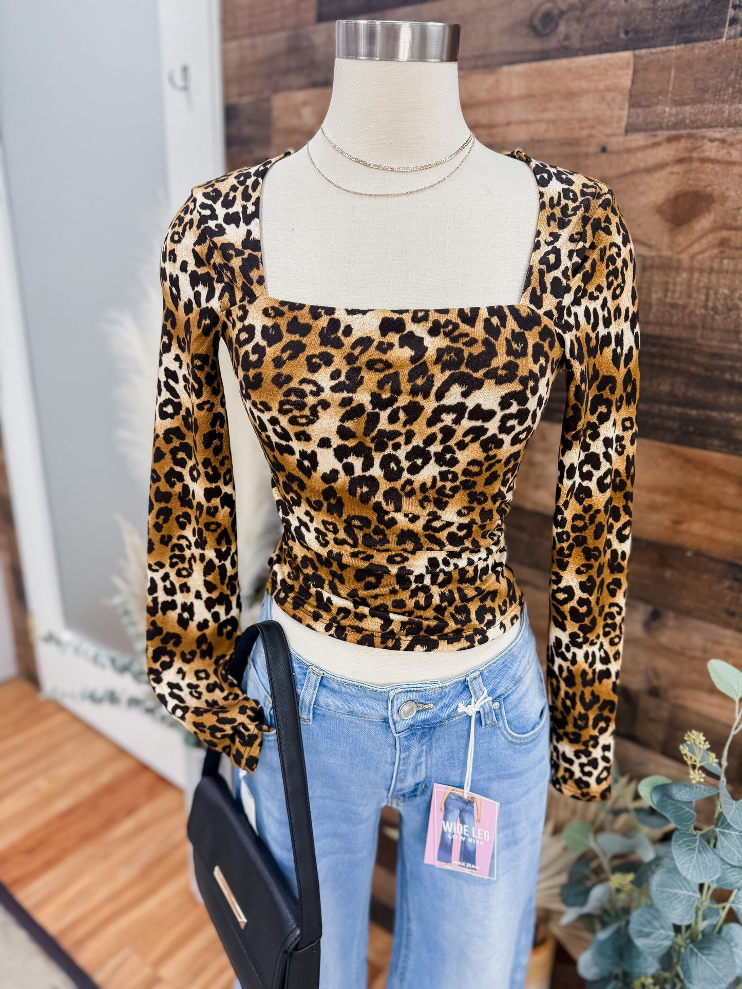 Cass Square Neckline Leopard Top