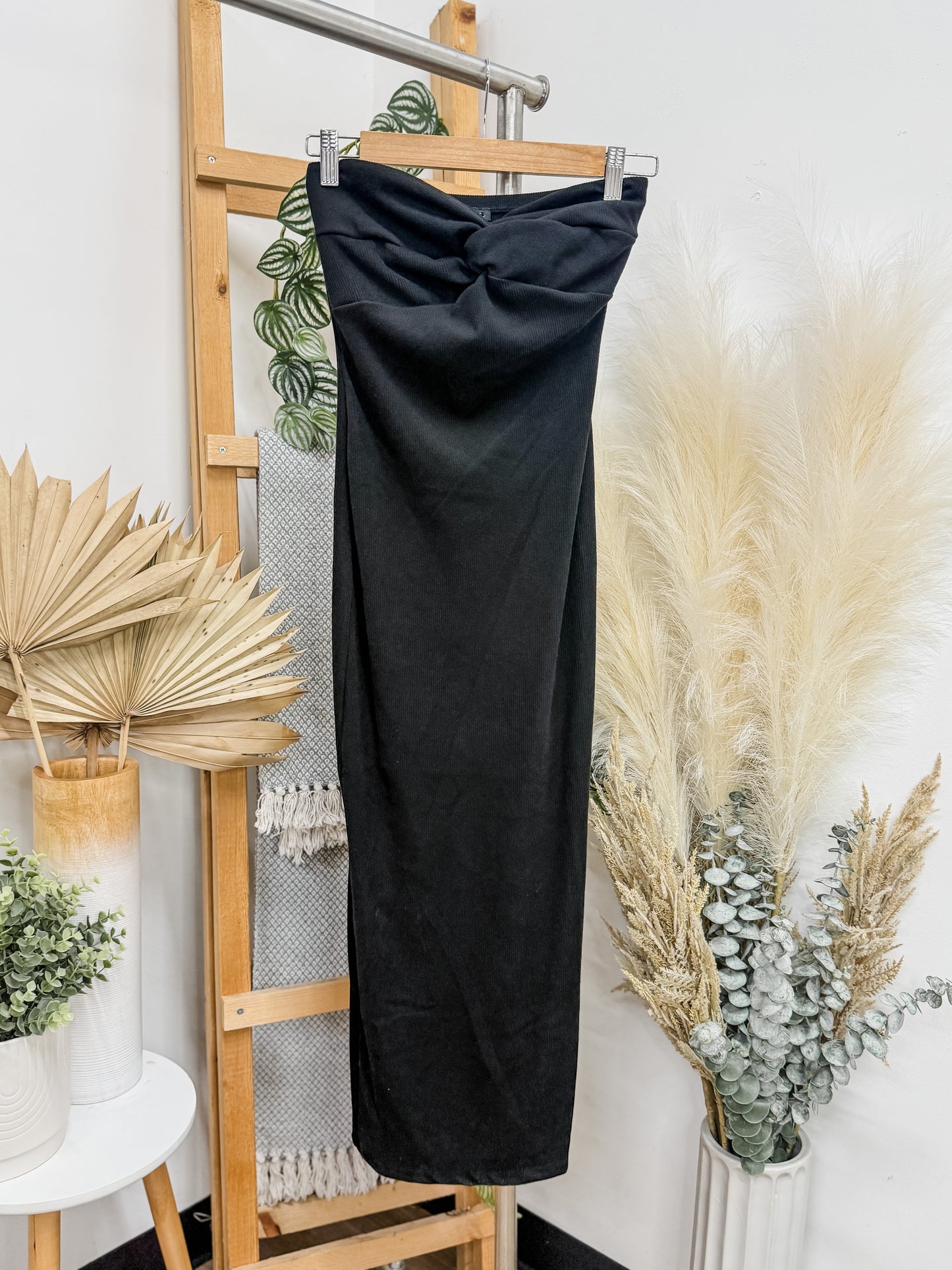 Meghan Strapless Knot Midi Dress