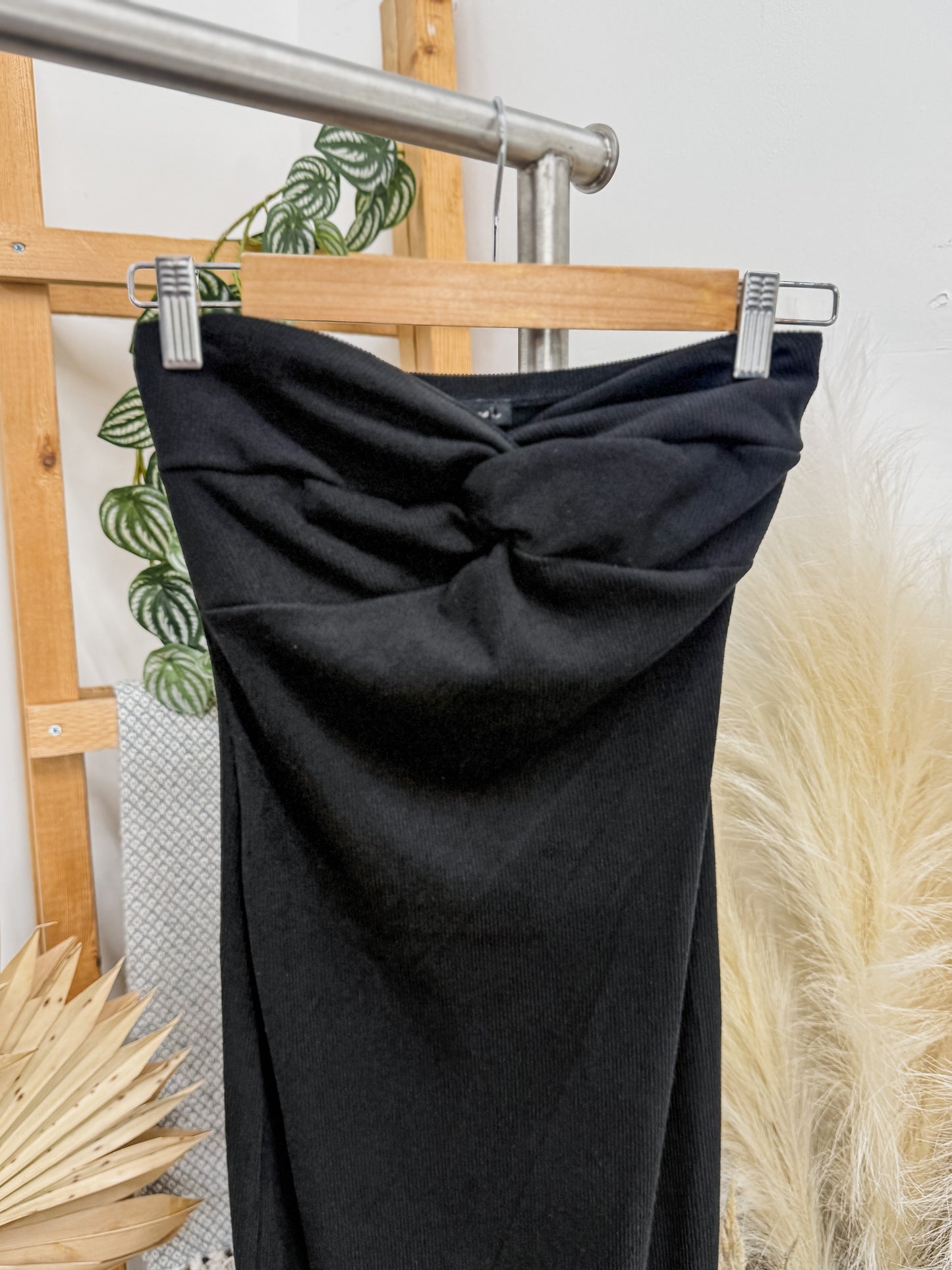 Meghan Strapless Knot Midi Dress