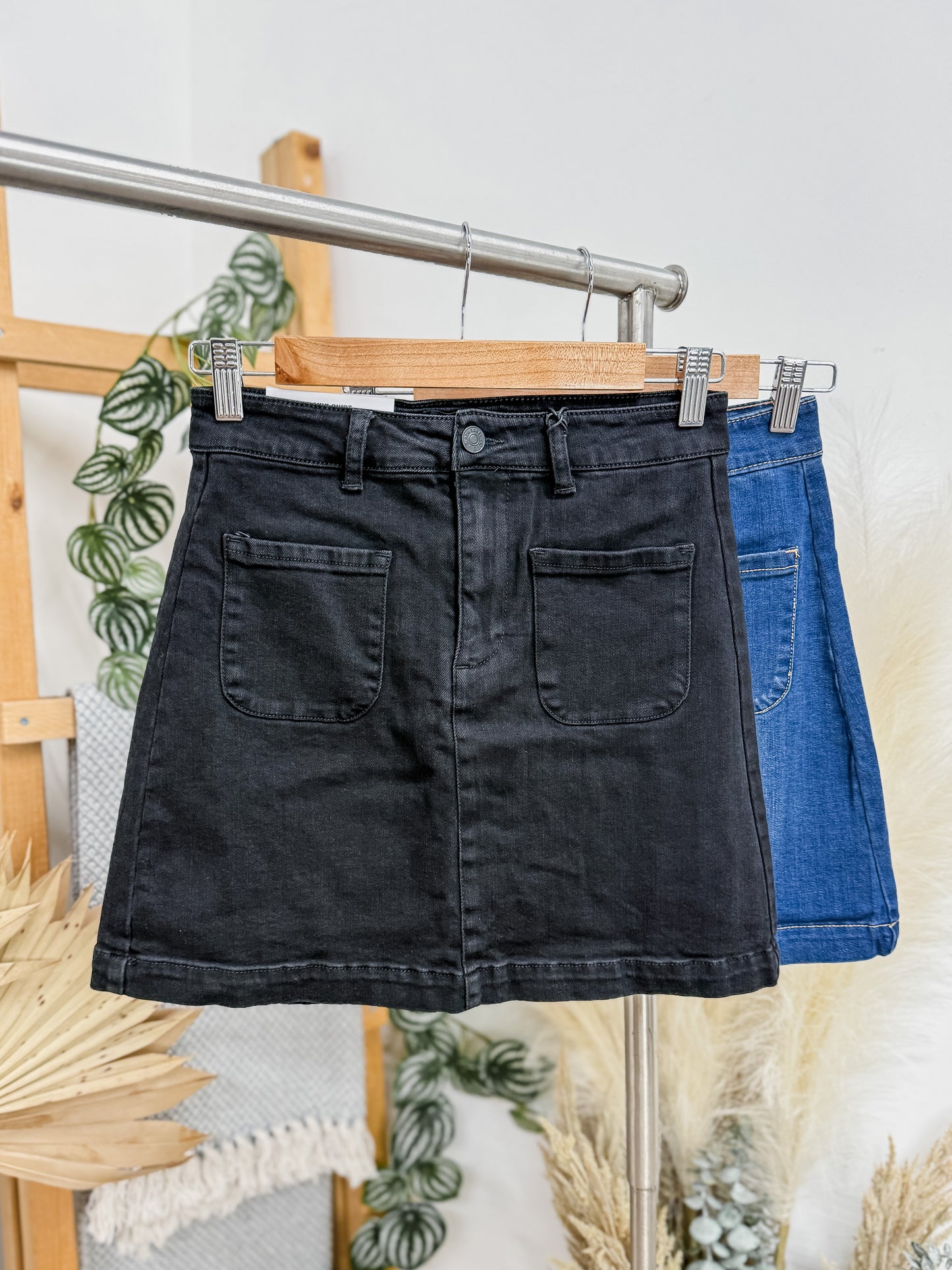 Emily Front Pocket Stretch Jean Skirt
