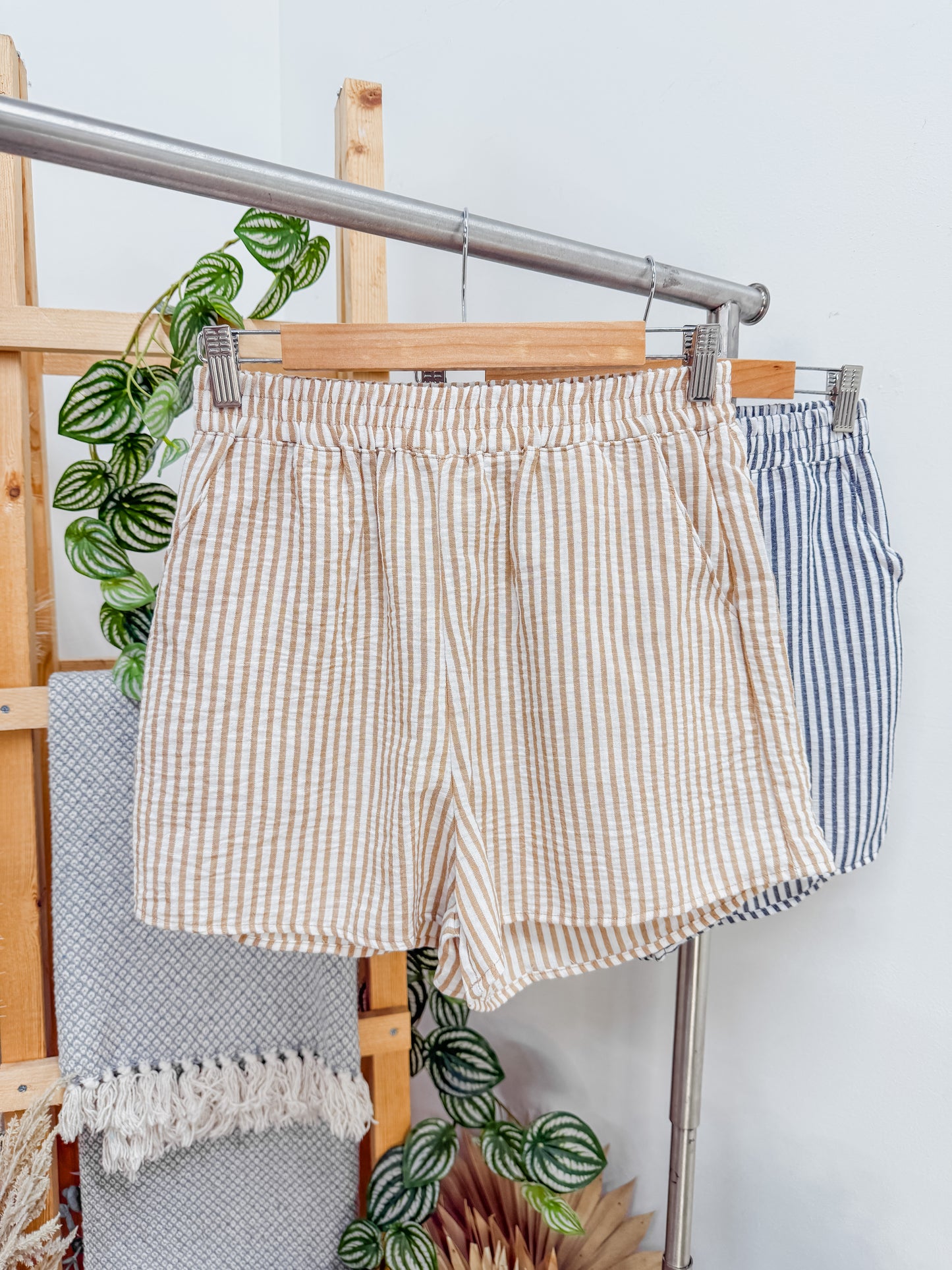 Peyton Striped Elastic Waist Gauze Shorts