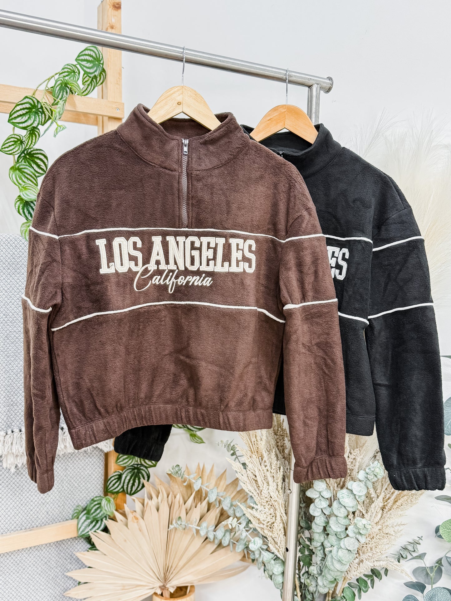 Cozy Los Angeles Quarter Zip Sweatshirt