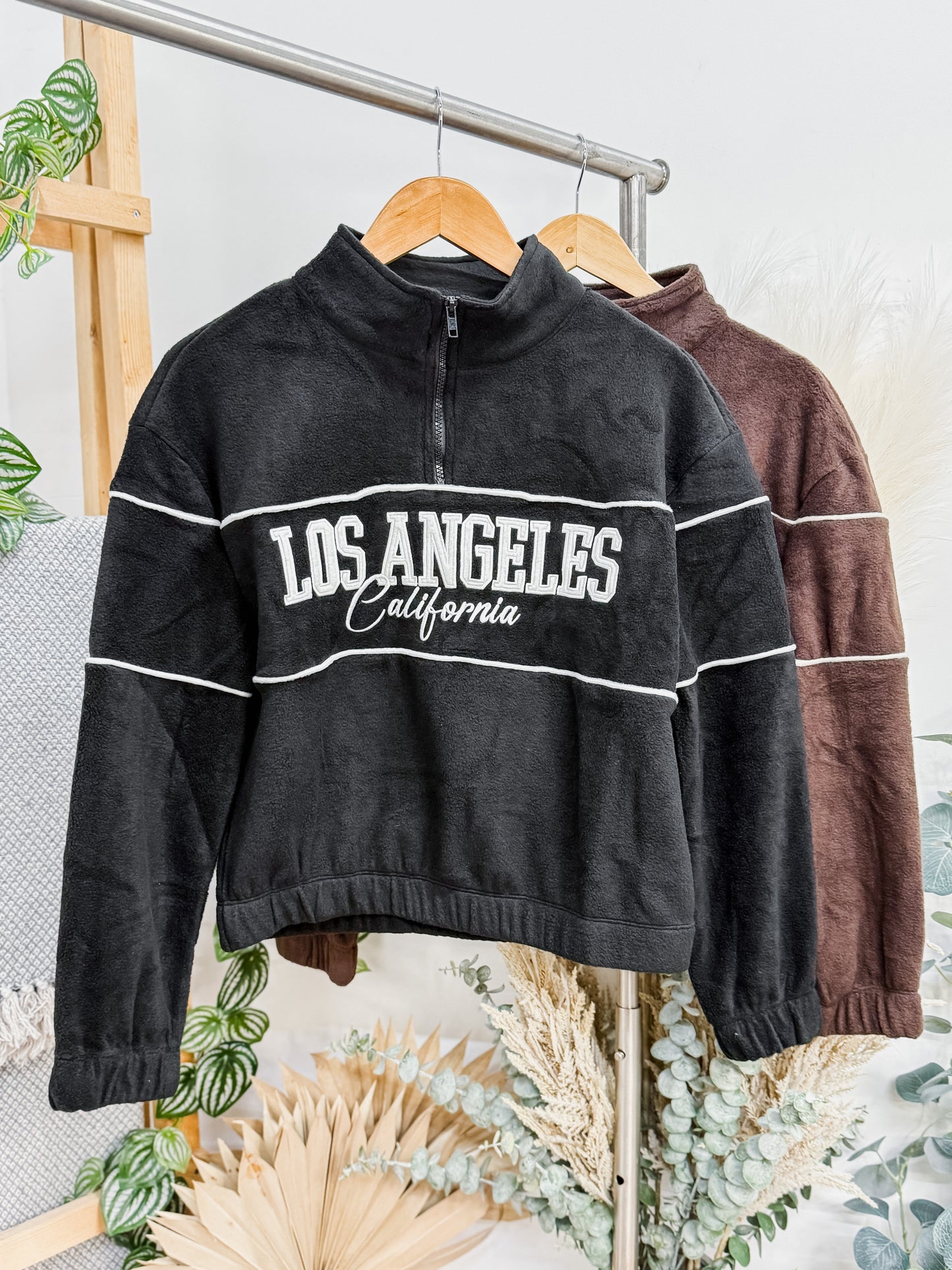 Cozy Los Angeles Quarter Zip Sweatshirt