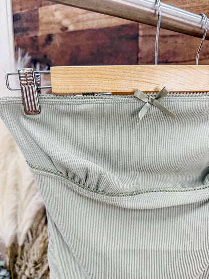 Lena Strapless Dainty Bow Top