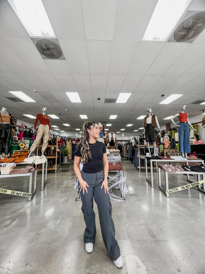 Noemi Mid Rise Relaxed Leg Cargo Pants