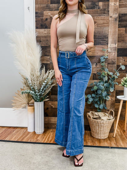 Bella Belted Flared Jeans