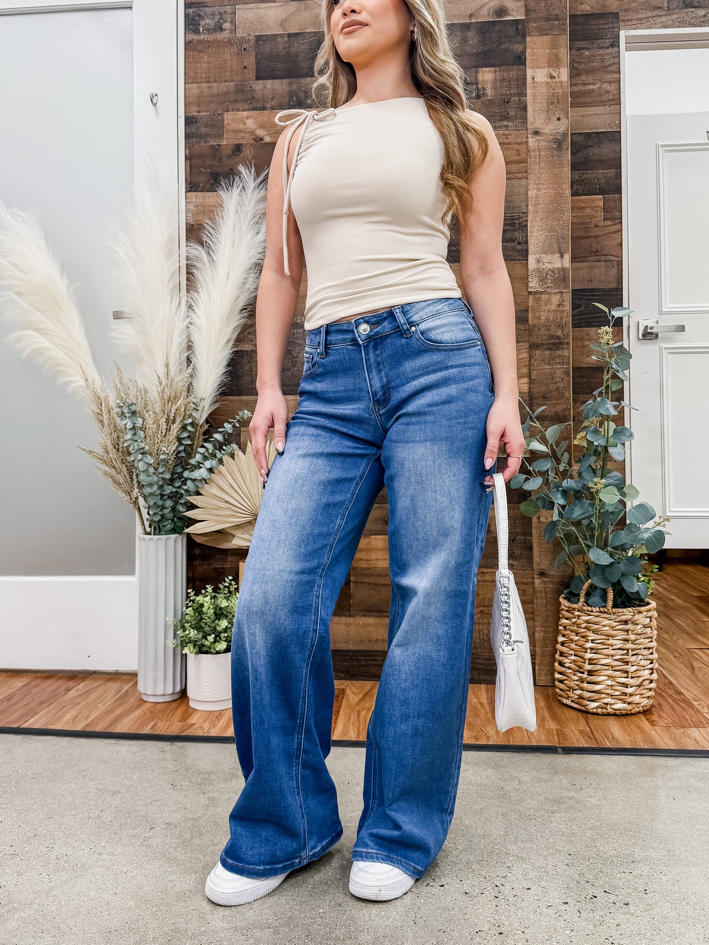 Anette Tie Shoulder Stretch Top