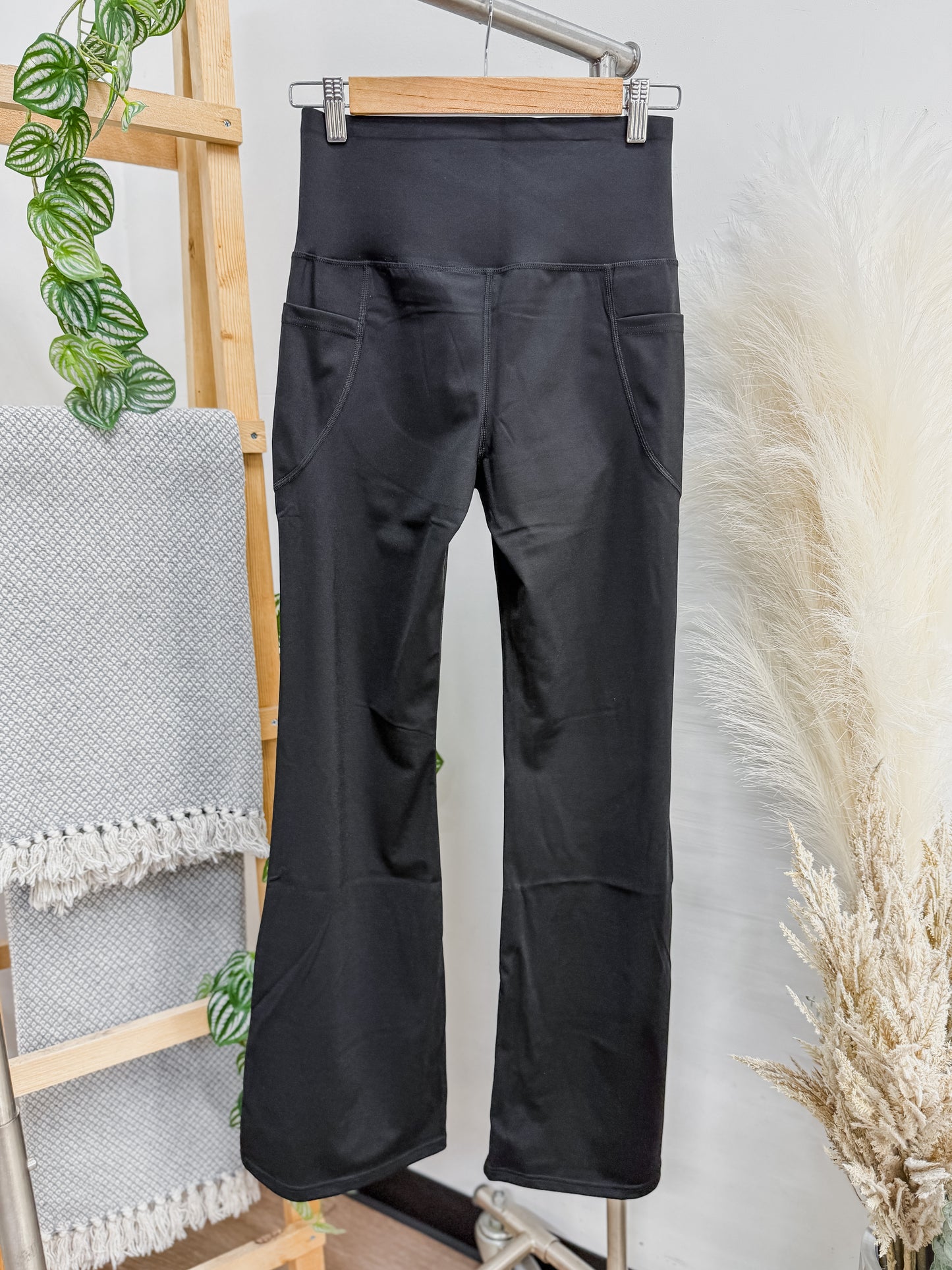 Lola Crossover Waistband Flared Leggings