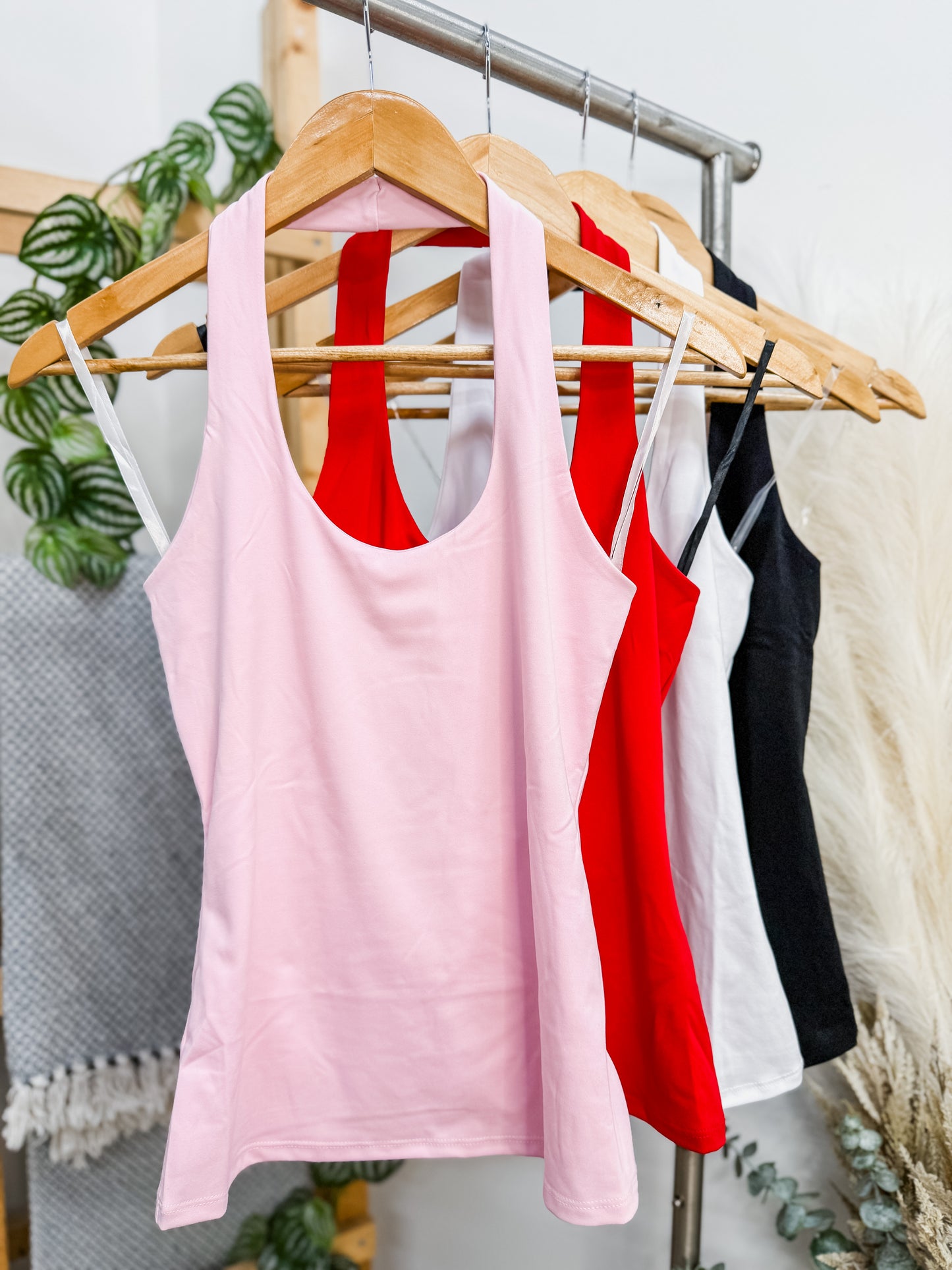 RESTOCK! Leslie Halter Scoop Neck Top