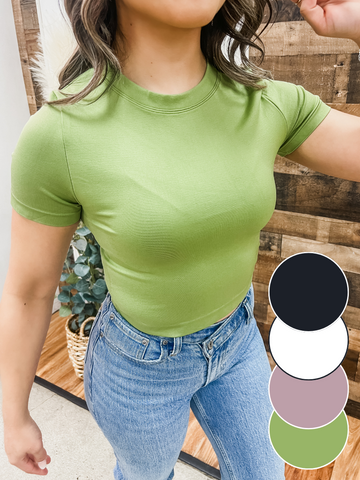 Leslie Round Neck Seamless Tee