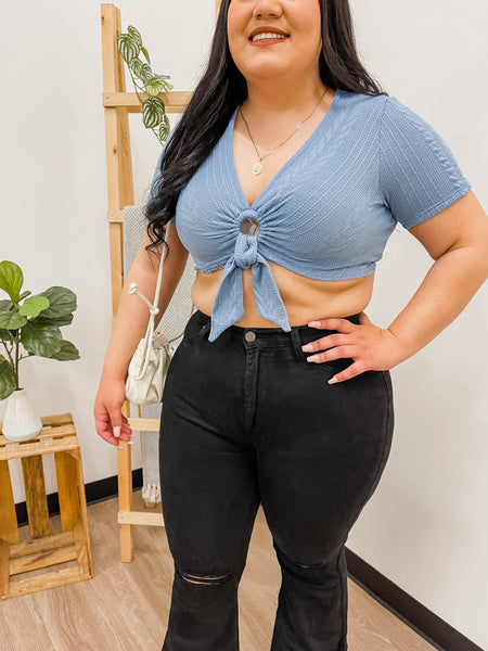 Noelle Key Hole Crop Top