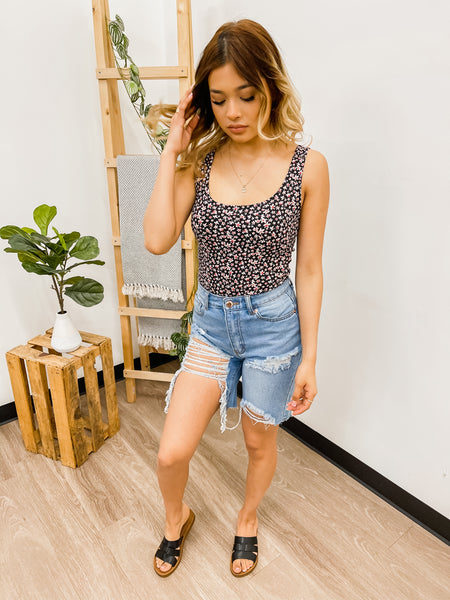 Dainty Sleeveless Floral Bodysuit